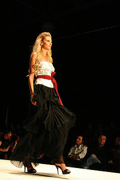 Paulina Bedoy / Venessa Monokian / MFb