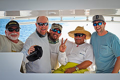 Team Gotcha: Cliff, Dale, Jason, and Buddy. / Jonathan Yonkers/www.photographyincostarica.com