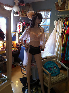 Katherine McPherson / MFb