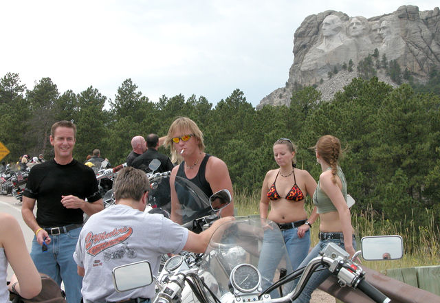 &copy; Ken Bingenheimer / RumBum.com