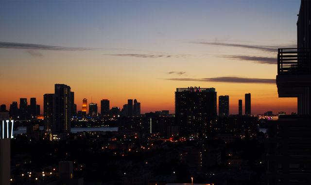 &copy; Flickr / Beyond the Barricades Photography