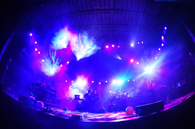 &copy; Dave Vann / RumBum.com