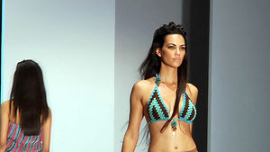 Latin Fashion in Extremes Latin Fashion in Extremes