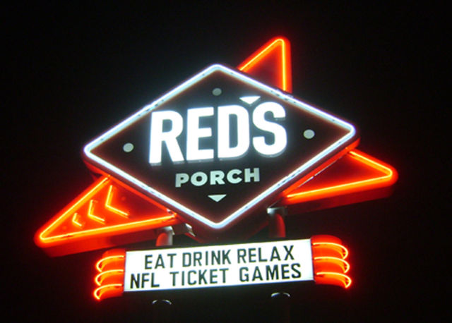 &copy; Candice Adams / RumBum.com