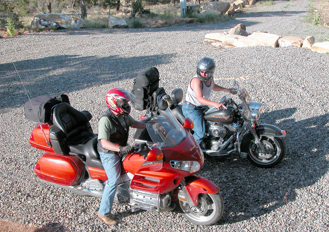 &copy; Ken Bingenheimer / RumBum.com